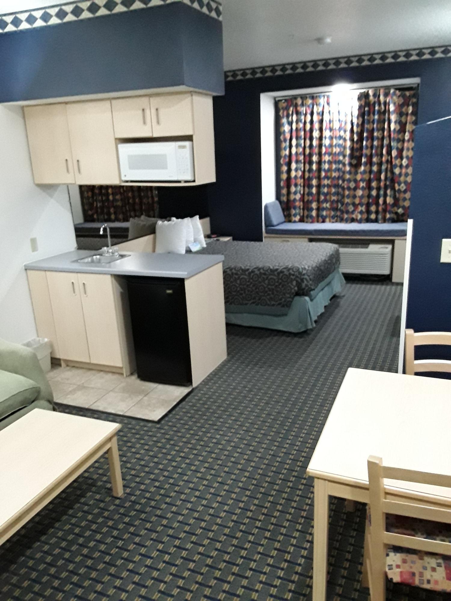 Days Inn & Suites By Wyndham Hutchinson Exterior foto